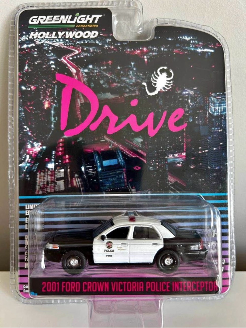 GREENLIGHT Hollywood 2001 FORD CROWN VICTORIA POLICE